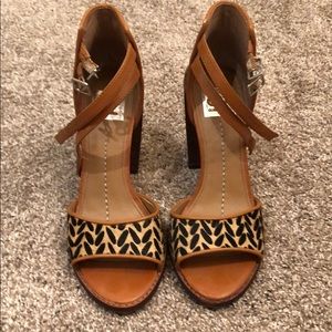 Dolce Vita heel w ankle straps s 7.5